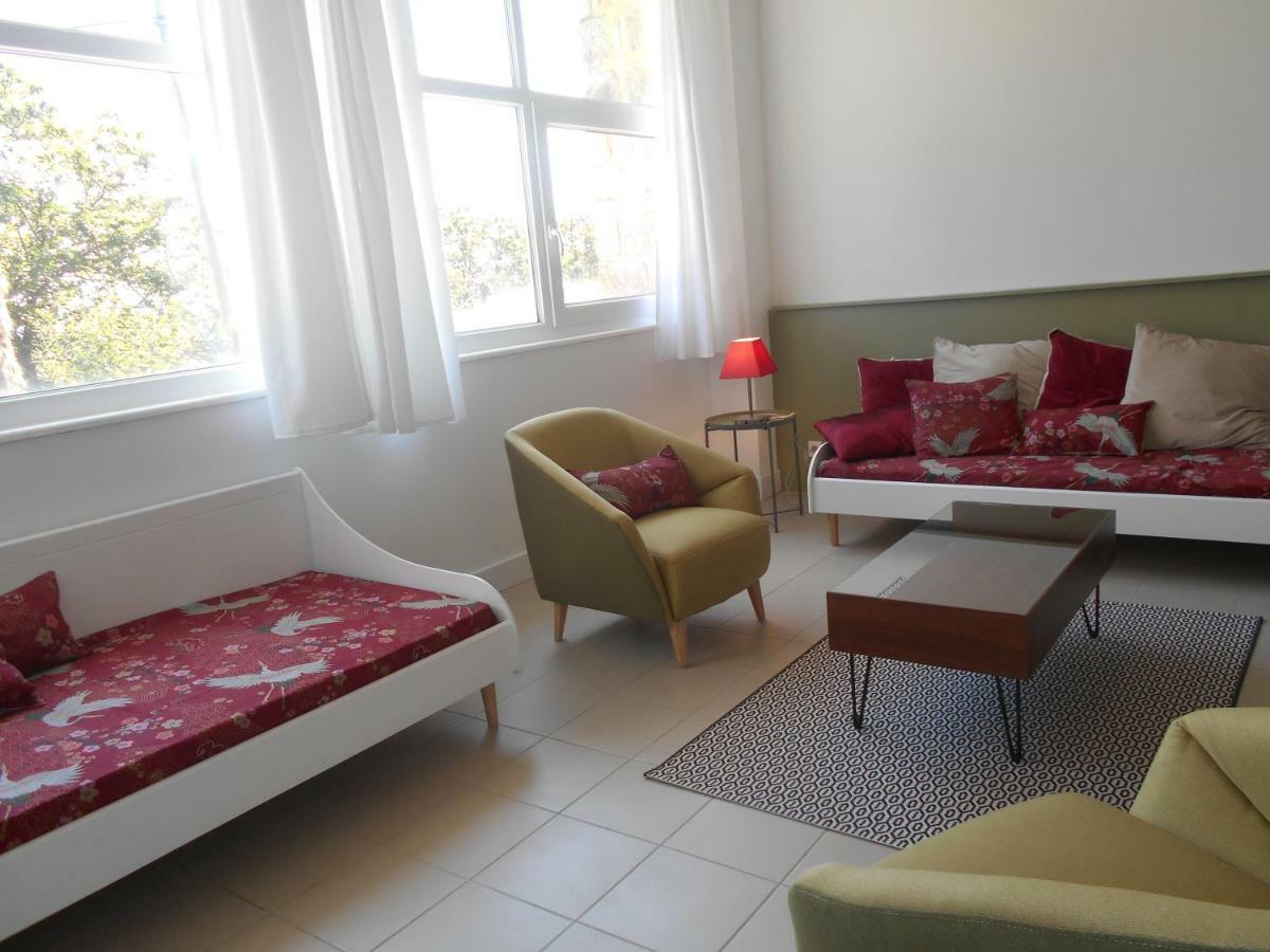 Maison D'Hotes Les Palmiers Gluiras Εξωτερικό φωτογραφία